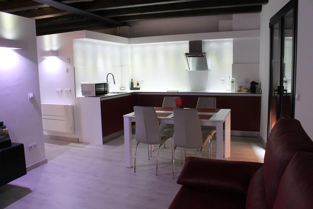 Apartaments Y Habitacions Entre Volcans Олот Экстерьер фото